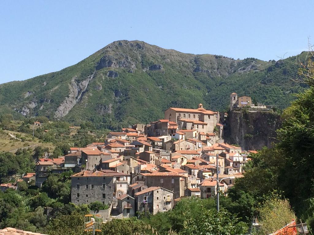 B&B Borgo Antico Papasidero Екстер'єр фото