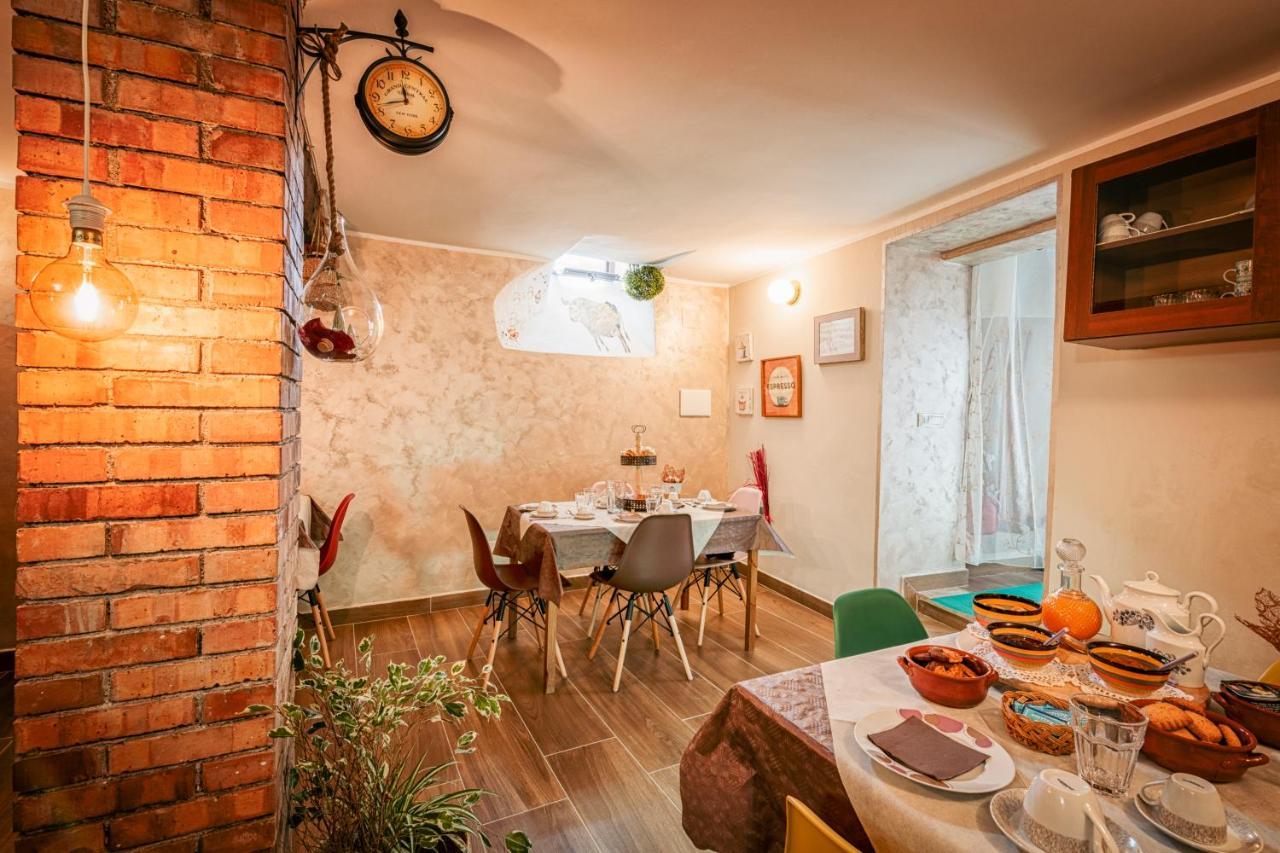 B&B Borgo Antico Papasidero Екстер'єр фото
